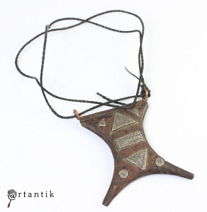 veche amuleta tuarega (Copy)